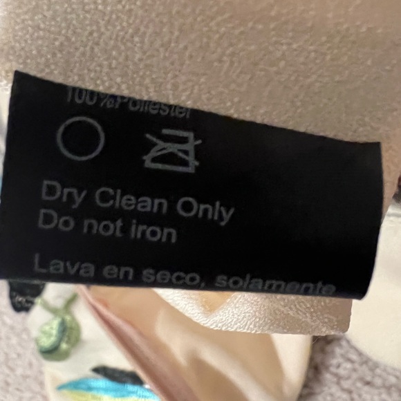 NWT Vone Catarina Floral Embroidered Dress Size XS - Picture 14 of 15